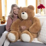 4 Ft. Big Hunka Love Bear - Image 6